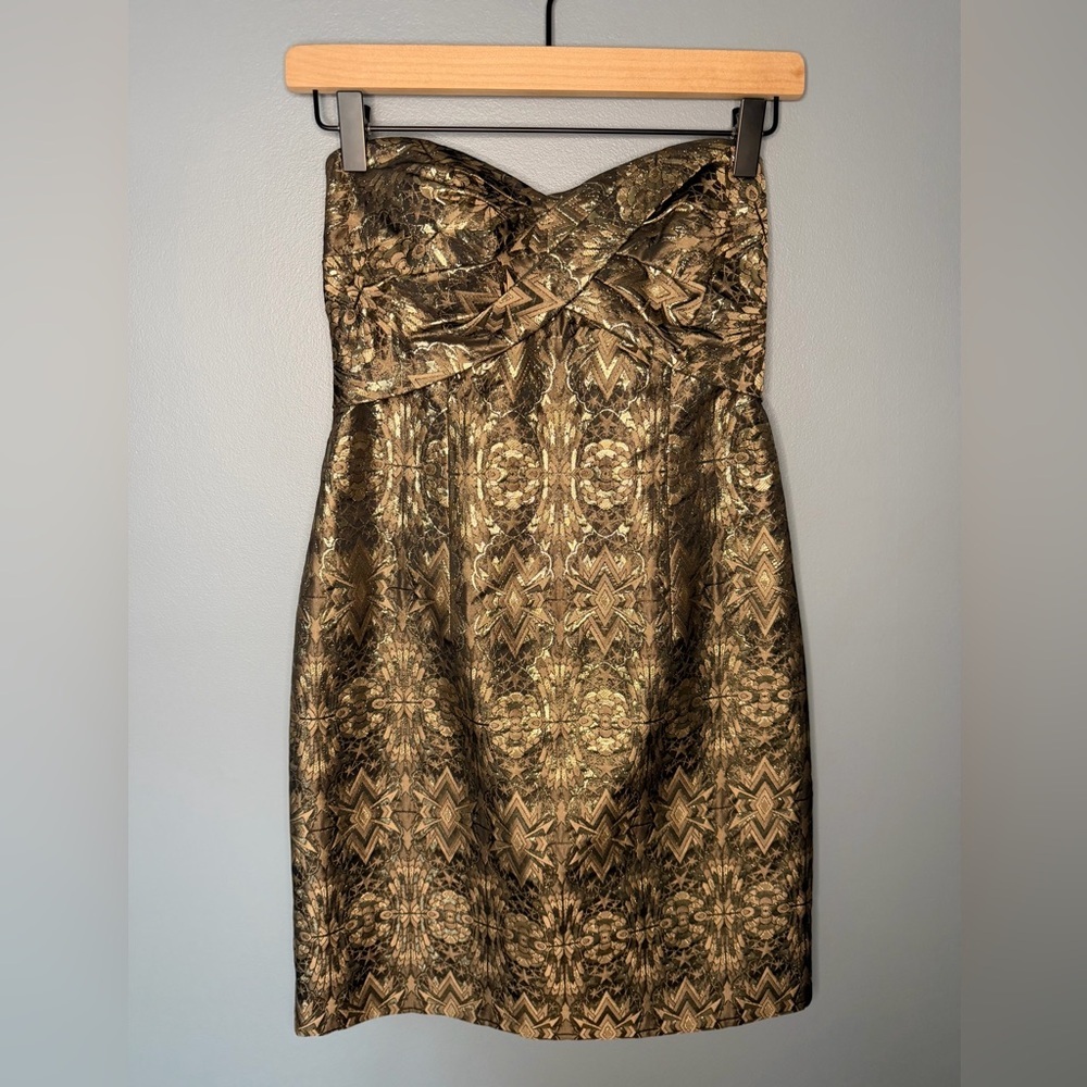 Nicole Miller Retail $455 Strapless Metallic Mini Cocktail Dress | Size 4